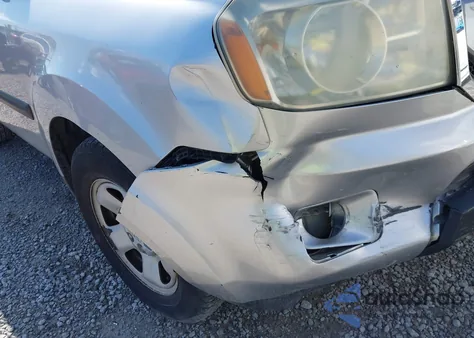 2010 Honda Pilot Lx z USA, uszkodzony, nr VIN 5FNYF4H22AB032921